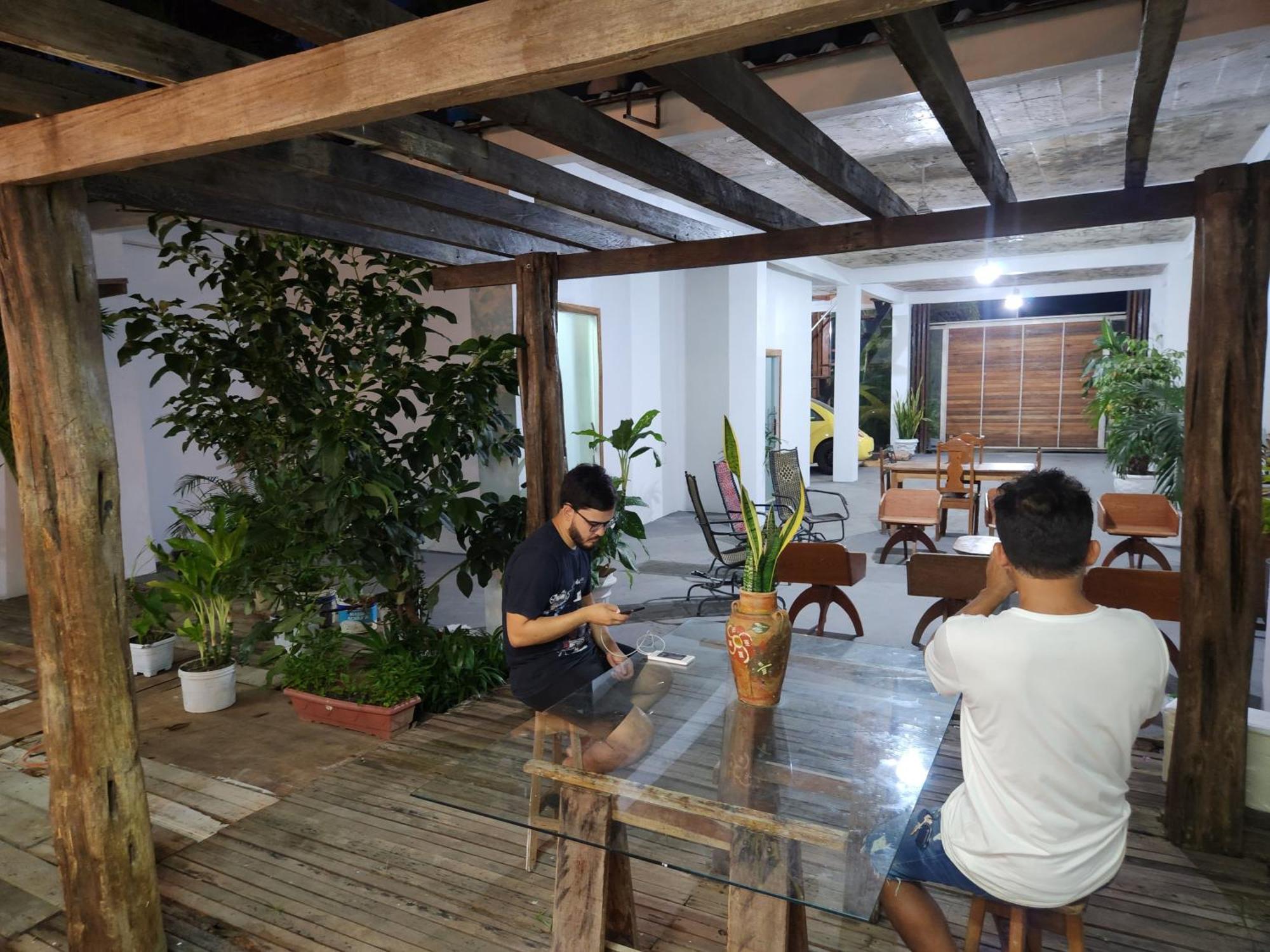 Отель A Casa Da Colonia Itacoatiara  Экстерьер фото