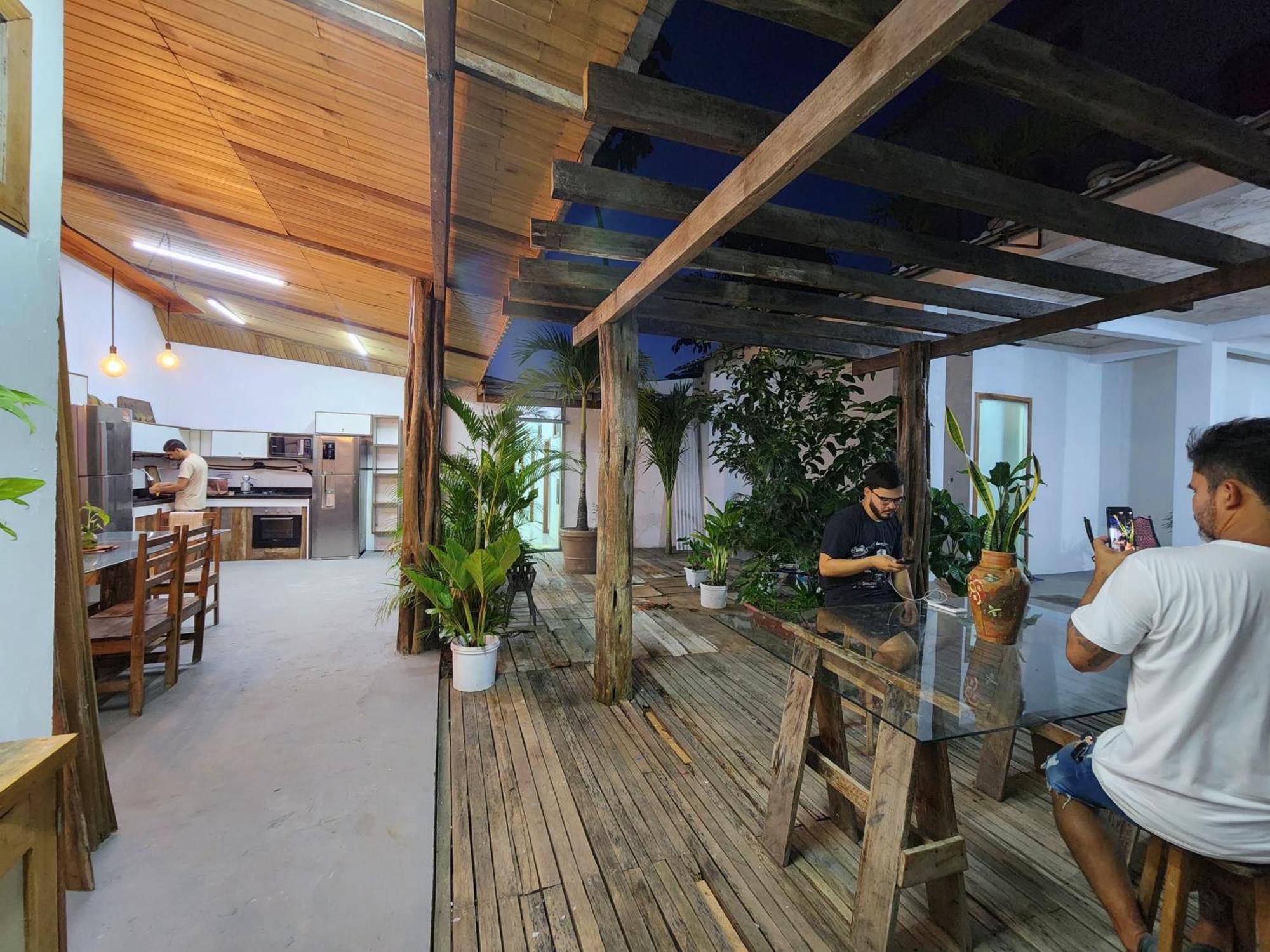 Отель A Casa Da Colonia Itacoatiara  Экстерьер фото